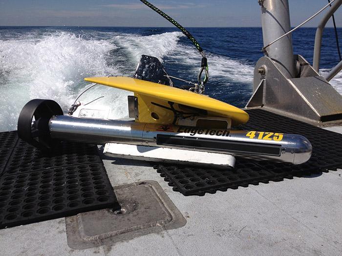 Combined Side Scan Sonar and Sub-Bottom Profiler