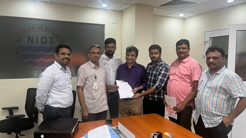 Project handover between client and manufacturer